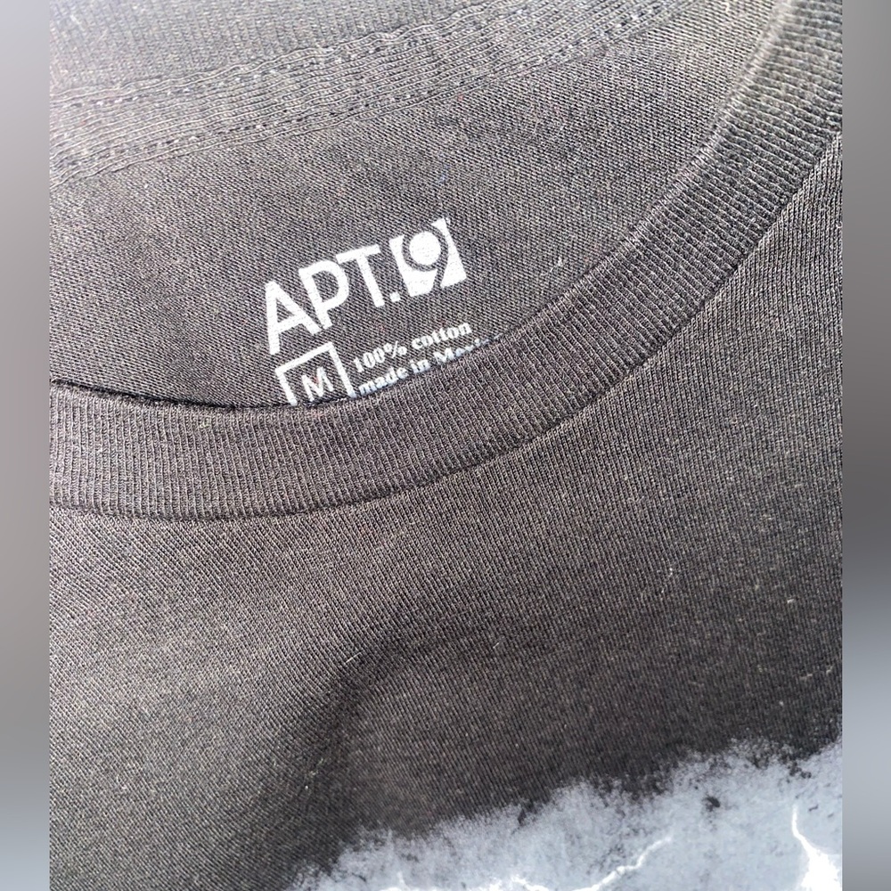 Apt 9 lightning bolt tee shirt.